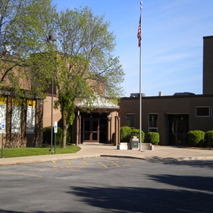 Grant Park Middle School Building